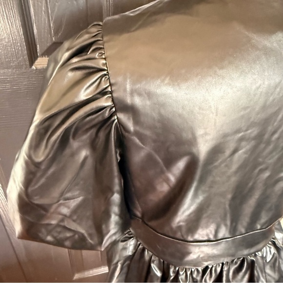 English Factory Black Faux Leather Peplum Top L - Picture 13 of 15